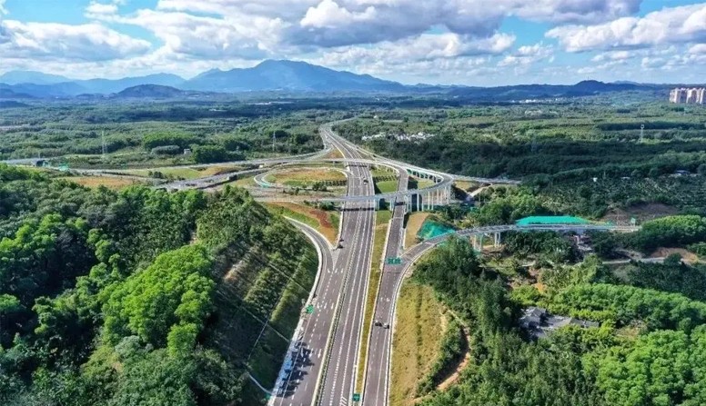海南省萬寧至洋浦高速公路第二代建段環(huán)境保護、景觀及服務(wù)設(shè)施工程(項目名稱)